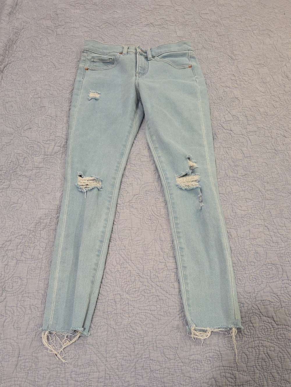 Express Light Blue Distressed Skinny Jeans Size 0!
